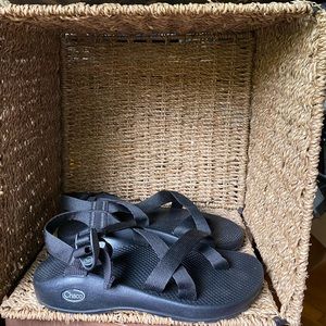 Chacos Black Women’s Size 10 WIDE